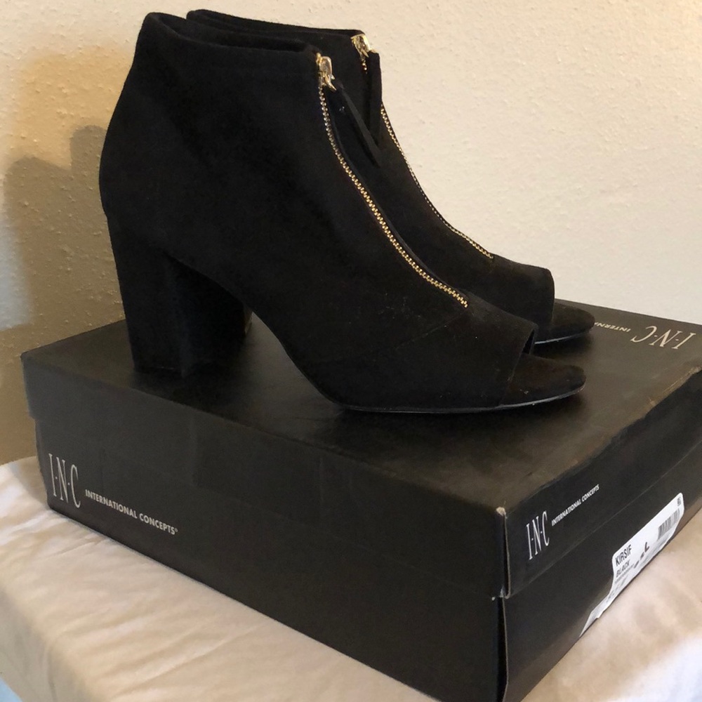 INC - Size 9.5M